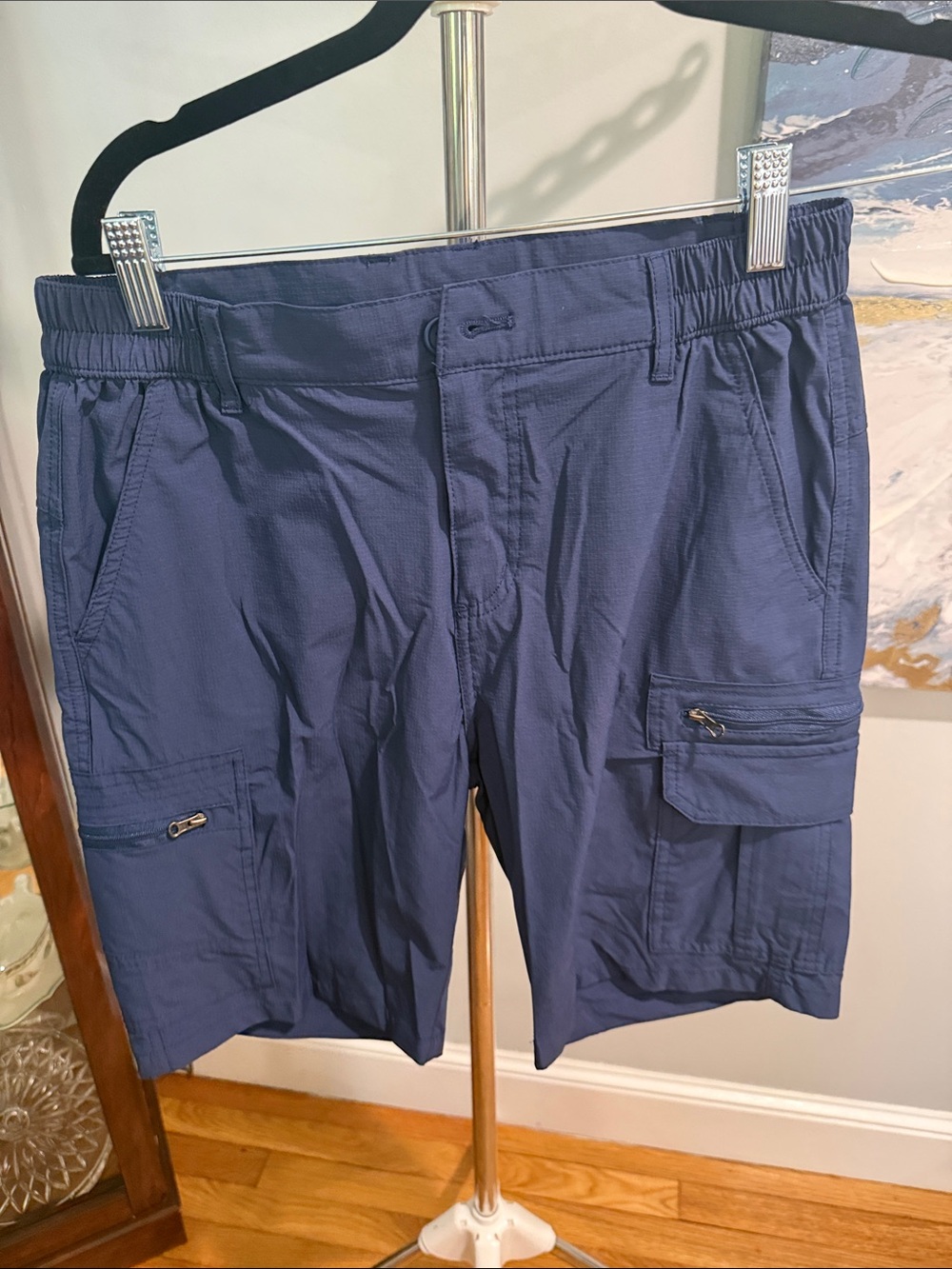 Men's Navy Cargo Shorts- size 29